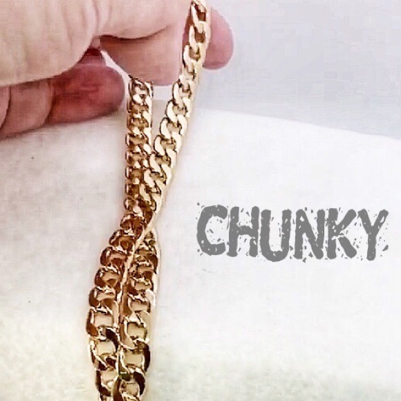 ❌ 1 Left-Being removed thurs night. If you’re interested, Lmk asap. - Picture 3 of 9